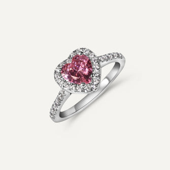 Verliebt machend: Ring mit pinkem Herzsteinen